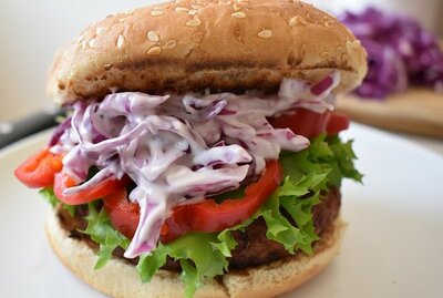 Coleslaw Burger