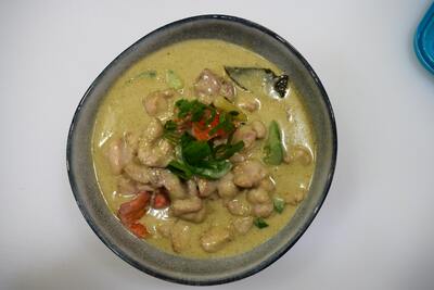 23. Thai Green Curry Chicken