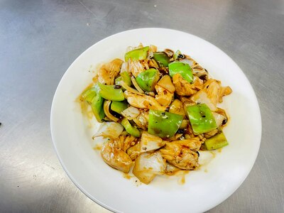 Chicken with Green Pepper & Black Bean Sauce