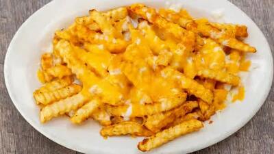CHEESY GARLIC FRIES