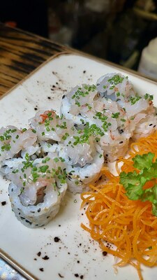 Prawns Uramaki (8)