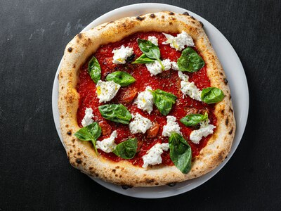 Pizza Caprese Di Bufala