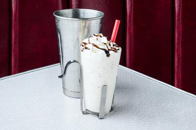 Chocolate Brownie Milkshake - Deluxe