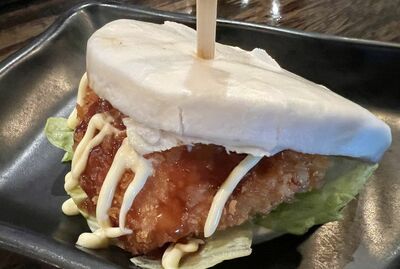 Crispy Chicken Bun