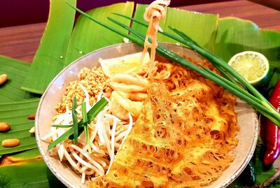 PAD THAI