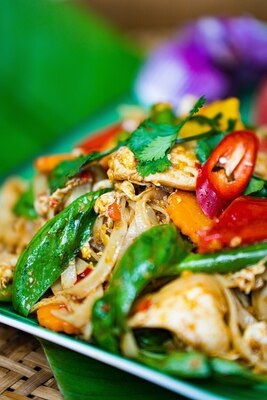 Guay Tiew Pad Kee Mao Noodle