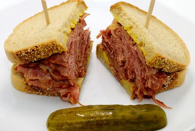Sandwich viande fumée | Smoked meat sandwich