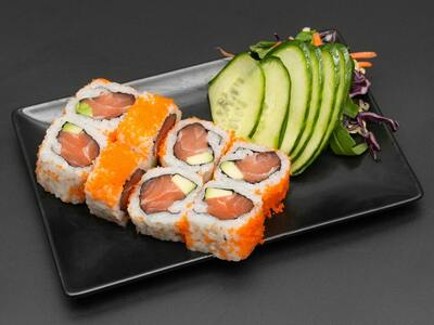 Salmon & Avocado Uramaki