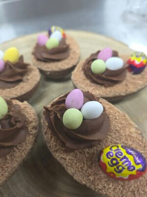 Cream Egg Cheesecake