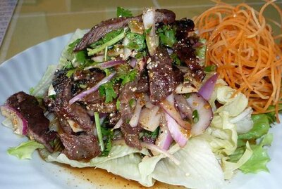 Num Tok** เนื้อน้ำตก