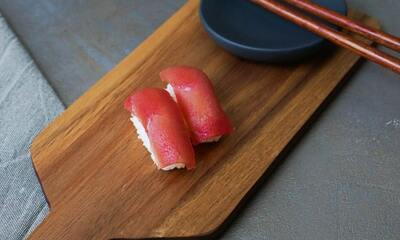 Tuna Nigiri