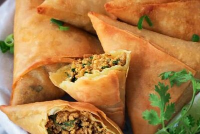 7 - Chicken SAMOSA