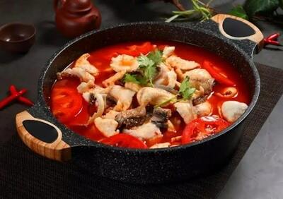 番茄鱼锅米线 / Tomato Fish Pot Rice Noodles