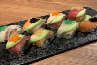 Rainbow Roll (8 pcs) 1407