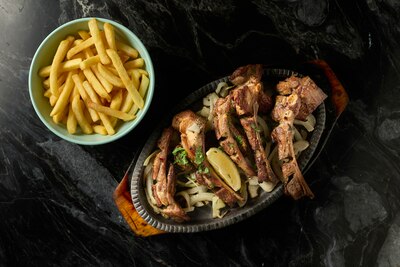 Lamb Ribs with Chips & Drink
