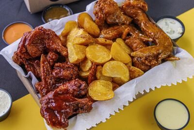 12 PIEZAS DE ALAS