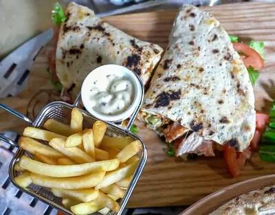 Sandwich Makloub Kebab / Kebab Makloub Sandwich