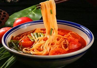 番茄肥牛面 / Tomato Beef Noodles