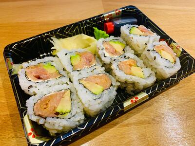 Smoked Salmon Norimaki /中卷 熏三文鱼