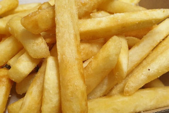 Chips with aioli sauce