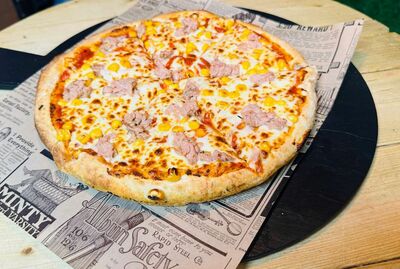 Tuna & Sweetcorn Pizza