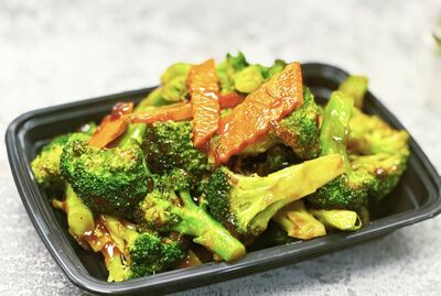Broccoli w. Oyster Sauce