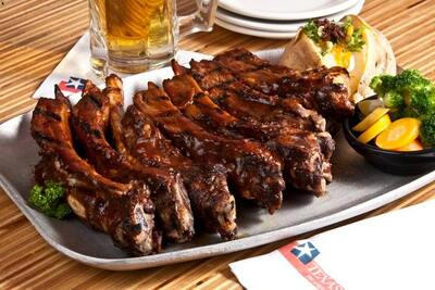 Costillas de cerdo BBQ c/ patatas