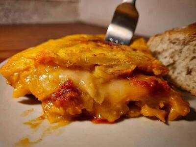 La Poderosa (con chorizo de León y queso manchego DOP)