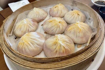 L2. Spicy Pork Xiao Long Bao 香辣小籠包