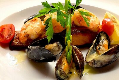 SALMONE AL LIMONE  (Allergens: Lactose, Fish, Sulphur Dioxide)