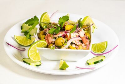 ENSALADA DE PULPO (por libra, $9/lb)
