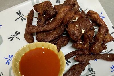 Thai jerky Pork หมูทอด