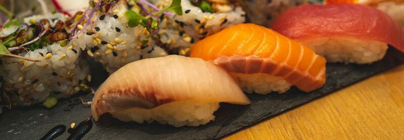 Nigiri 2 Stk. Oder Sashimi 3 Stk.