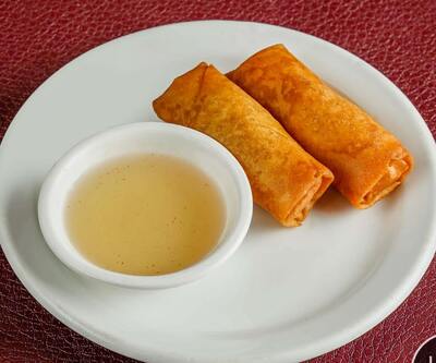 E0.(2mcx) Rouleaux Impériaux (Végé) / (2pcs)Imperial Rolls (Vegetarian)
