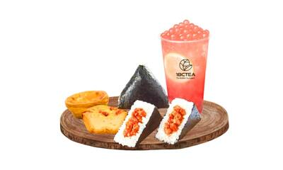 Onigiri & Egg Tart & Regular Bubble Tea Meal Deal 饭团& 蛋撻& 中杯奶茶套餐