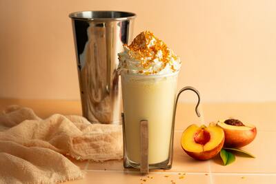 Peaches & Cream Milkshake