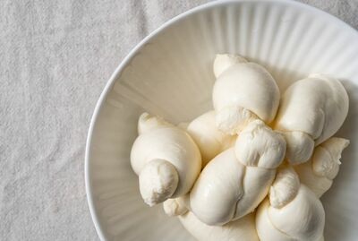 Bocconcini (Fresh Mozzarella Knots)