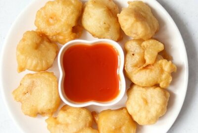 大虾球 Sweet & Sour King Prawns in Batter (balls)