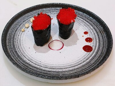 S10. Nigiri de Tobico