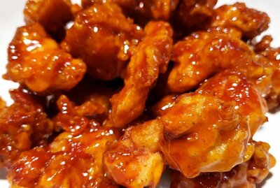 Sweet & Spicy Chicken (순살양념치킨)