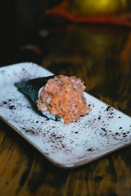 Salmon Temaki