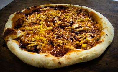BBQ Chicken & Sweetcorn Pizza