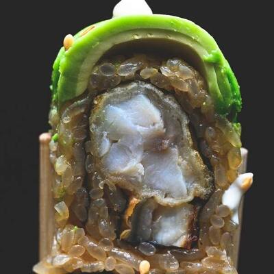 46. Uramaki Unagi