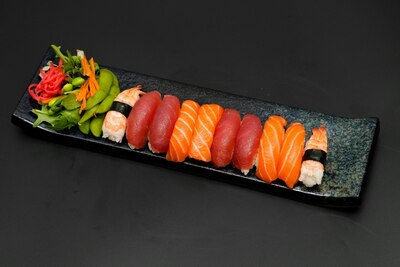 Mix Nigiri Box (10 Pcs)