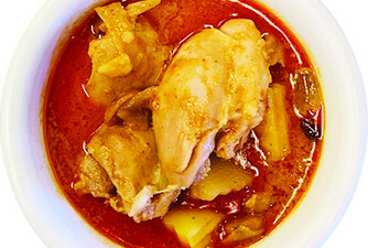 MASSAMAN CHICKEN CURRY