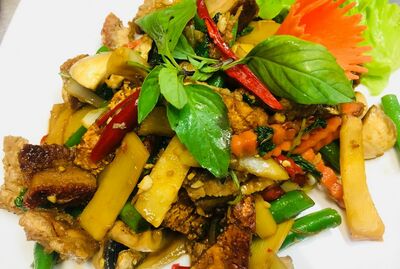 HOT CHILLI AND BASIL 🌶️🌶️