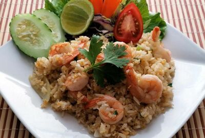 R1 Khao Pad Kung