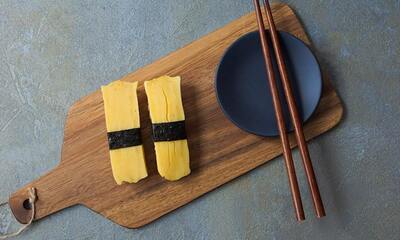 Japanese Omelet Nigiri