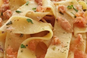 Tagliatelle al Salmone Affumicato
