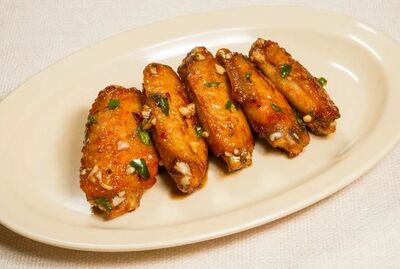 Hong Kong Soy & Garlic Wings (5pcs)